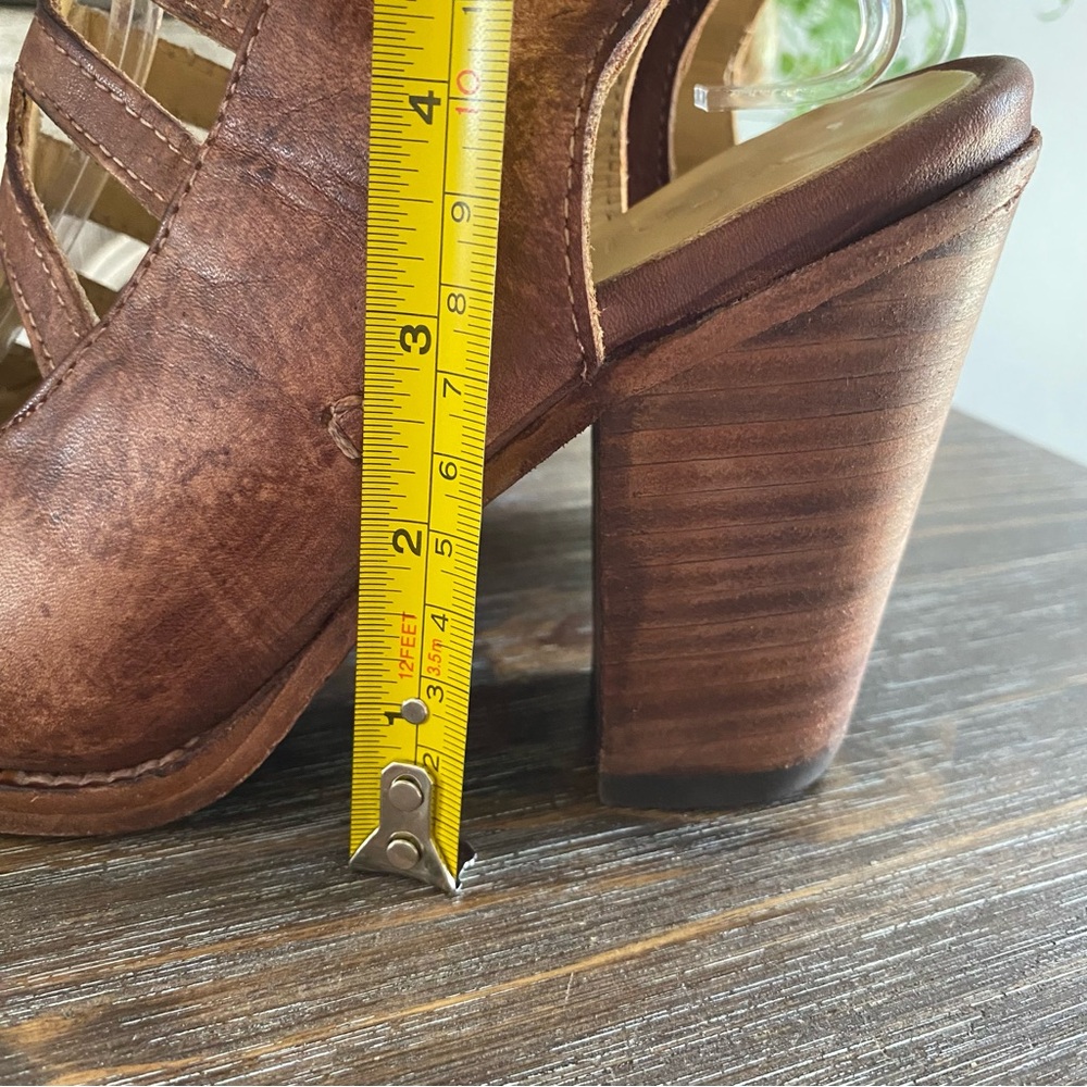 Bed|Stu Boho Occam Distressed Leather Caged Heeled Boots Sandals Womens 7 Tan - Picture 9 of 12